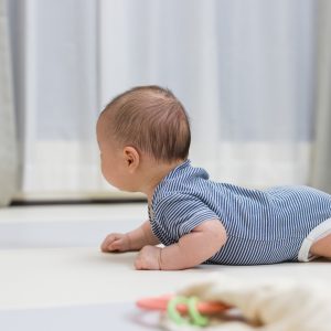 Spiel & Bewegung für Babys 3-5 Monate – Raum für Austausch unter Eltern in Riesa